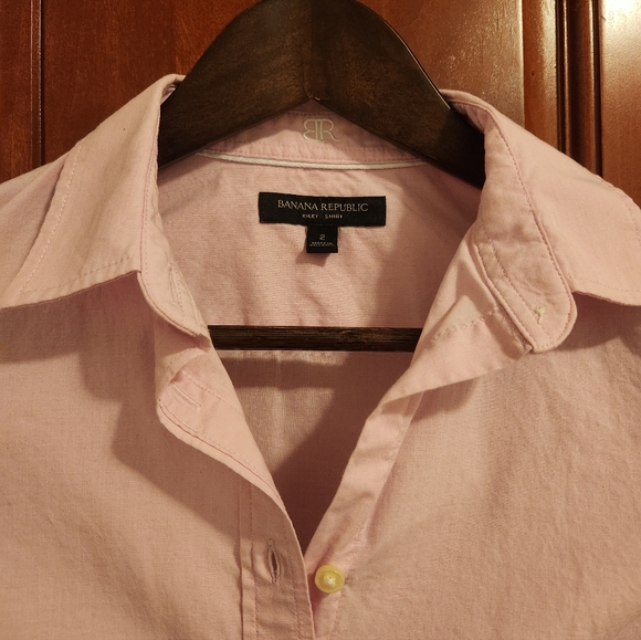 Banana Republic Riley Button-Up Shirt, Size 2 - Picture 3 of 4